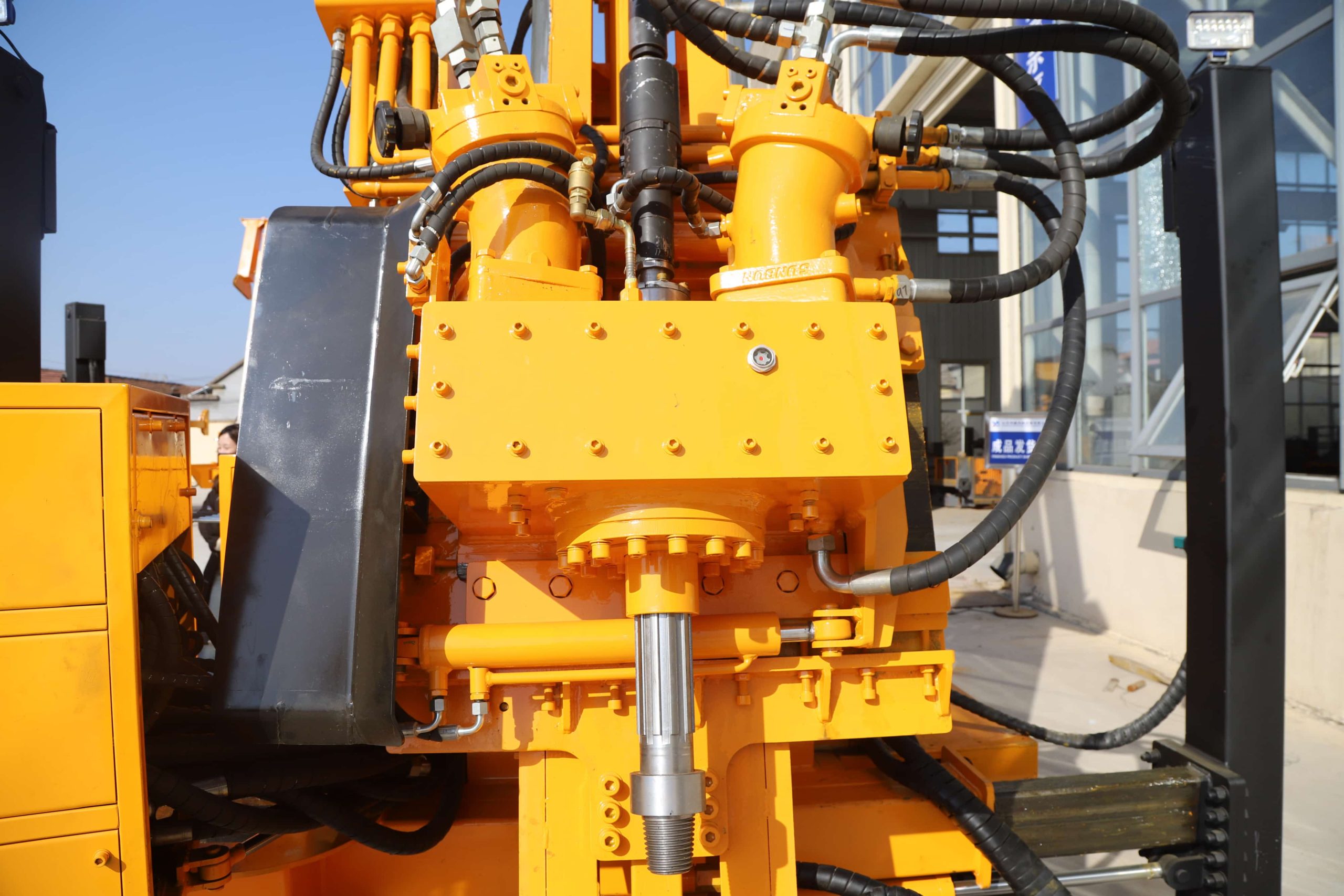 High-precision core data facilitates precise exploration and positioning-rock core drilling rig